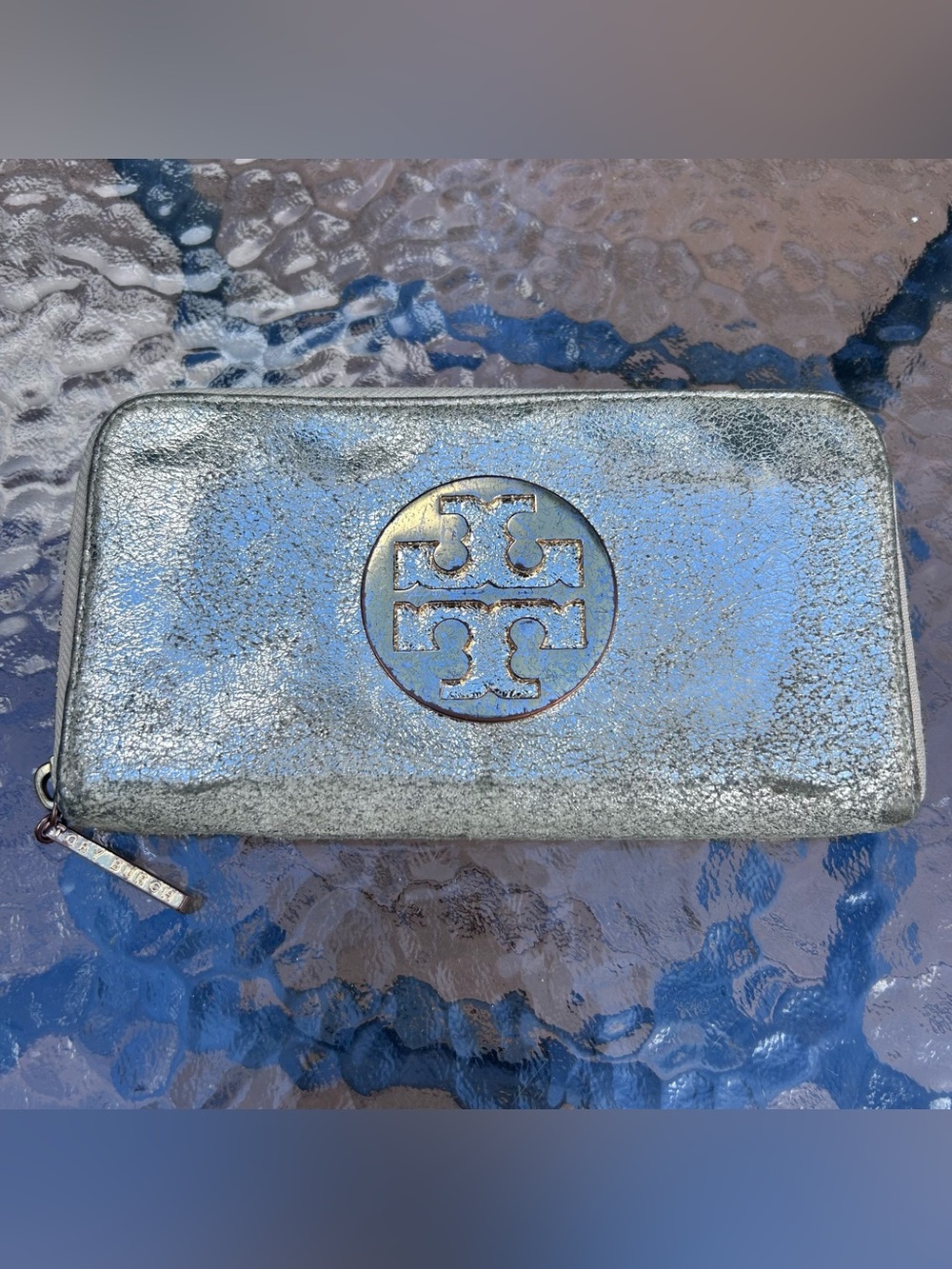 Tory Burch Wallet Large Logo Golden Metallic Leather Zip Around Continental Long
